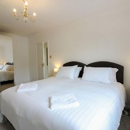 Clifton Villa 뉴키 외부 사진