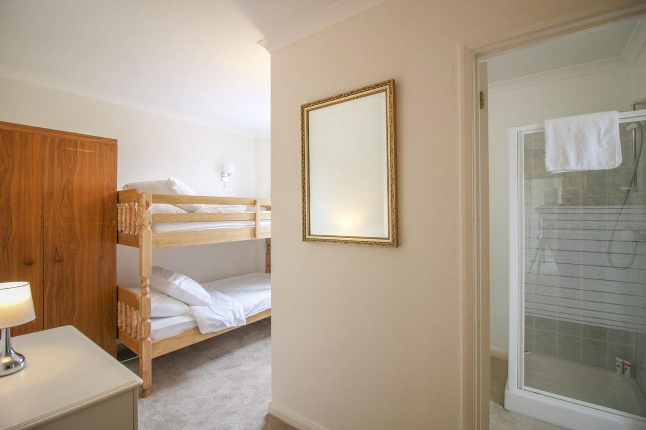 Clifton Villa 뉴키 외부 사진