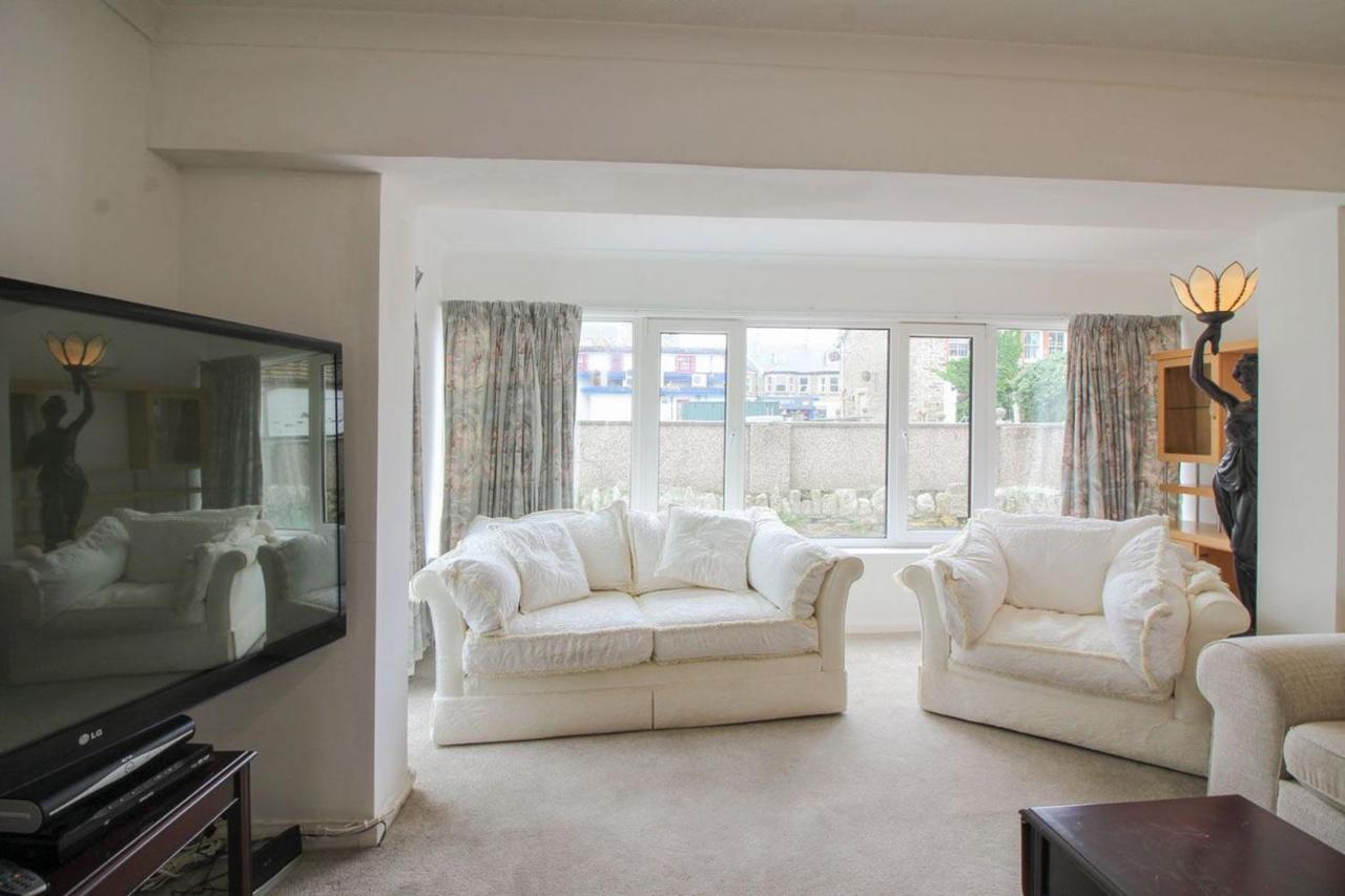 Clifton Villa 뉴키 외부 사진